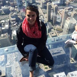 Meet your Posher, Maura